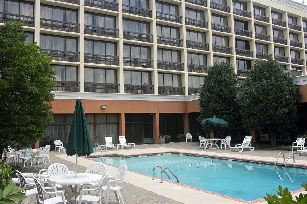 Wyndham Garden Atlanta Airport Hotel College Park Bagian luar foto