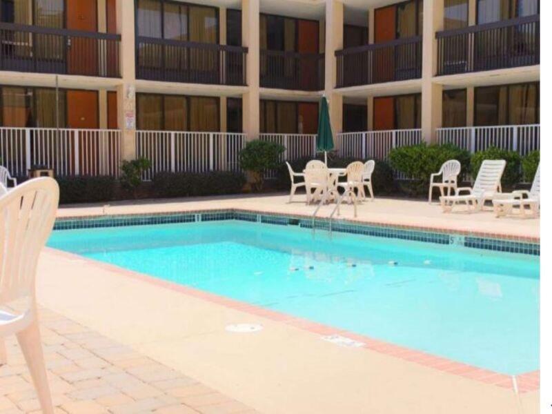 Wyndham Garden Atlanta Airport Hotel College Park Bagian luar foto