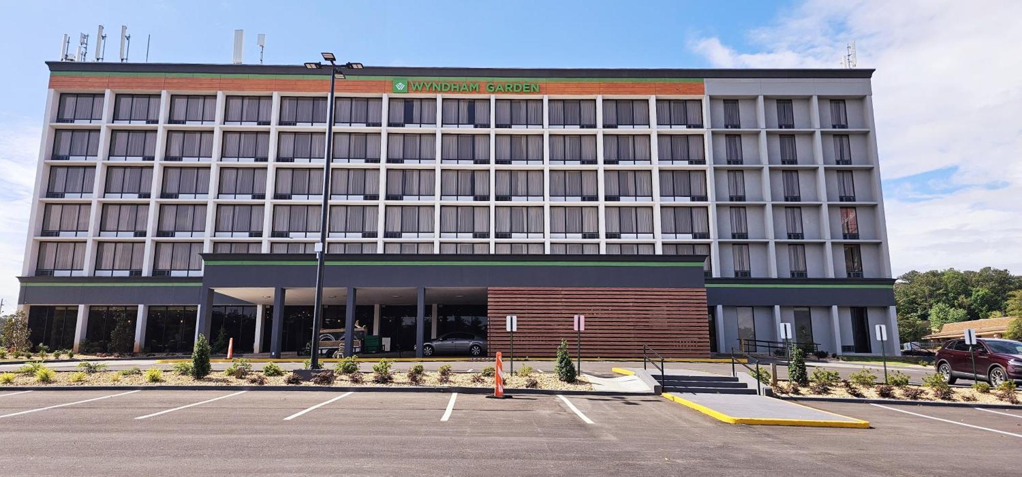 Wyndham Garden Atlanta Airport Hotel College Park Bagian luar foto