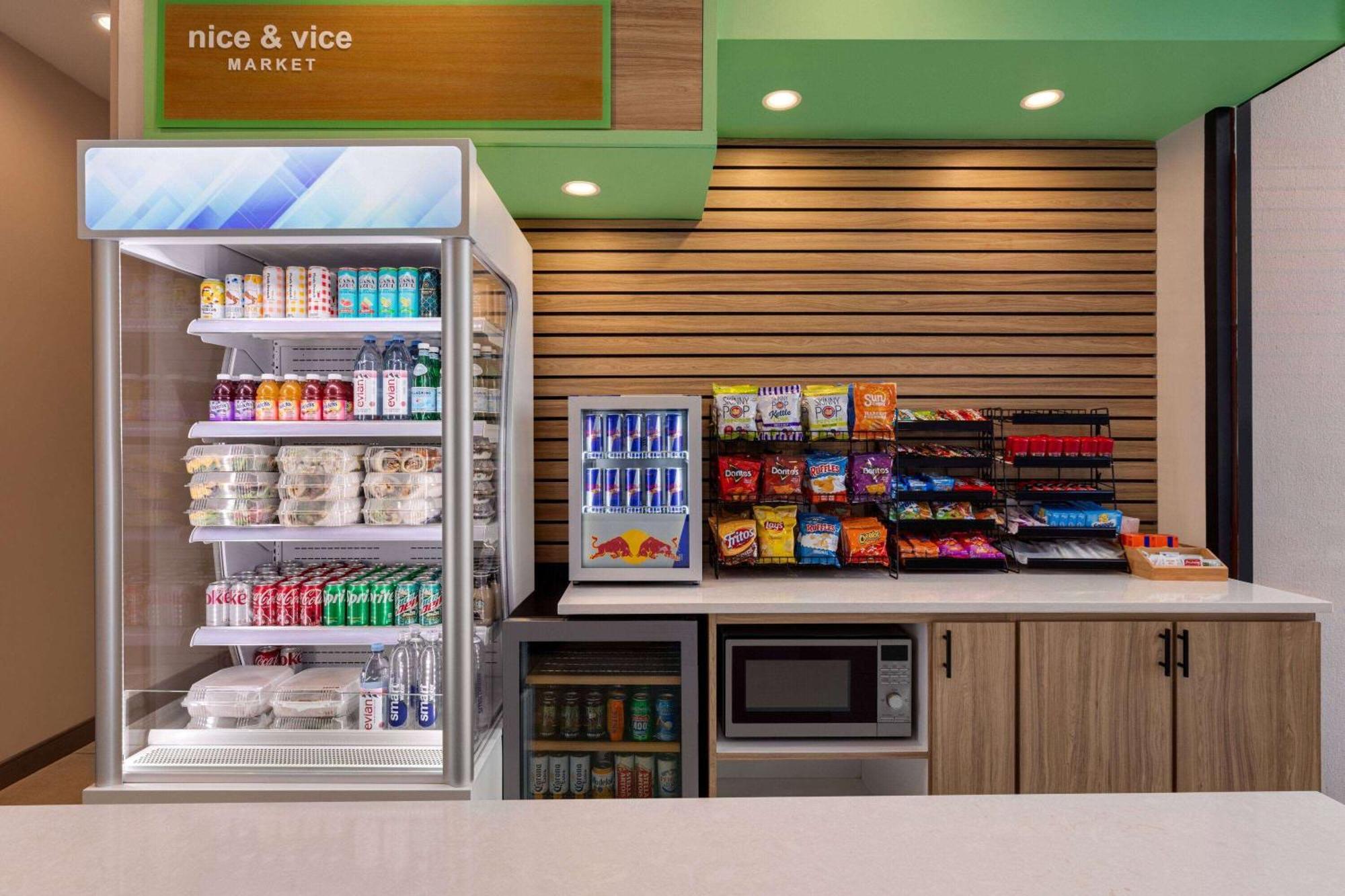 Wyndham Garden Atlanta Airport Hotel College Park Bagian luar foto