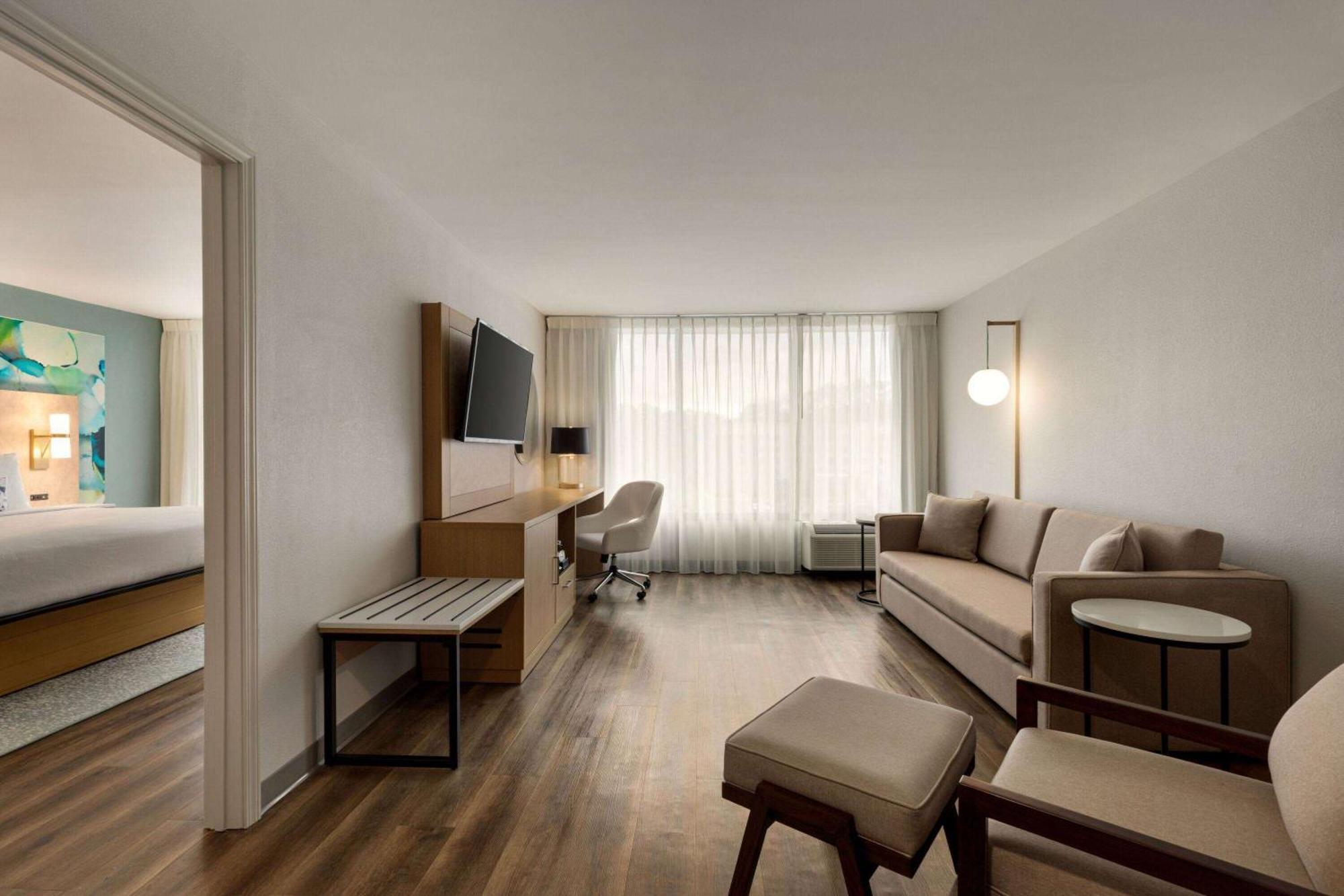 Wyndham Garden Atlanta Airport Hotel College Park Bagian luar foto