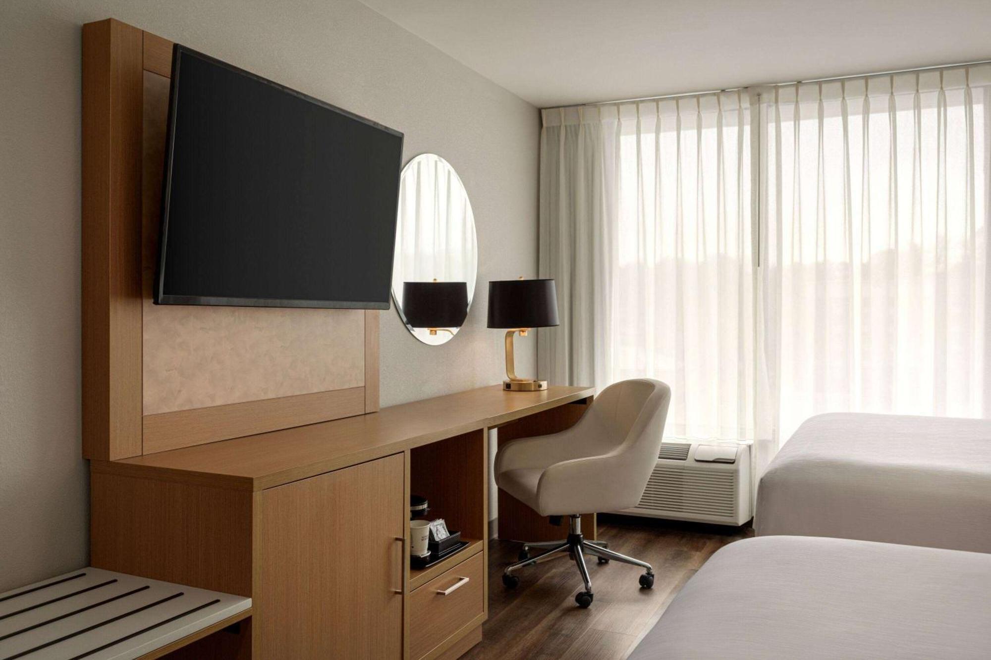 Wyndham Garden Atlanta Airport Hotel College Park Bagian luar foto